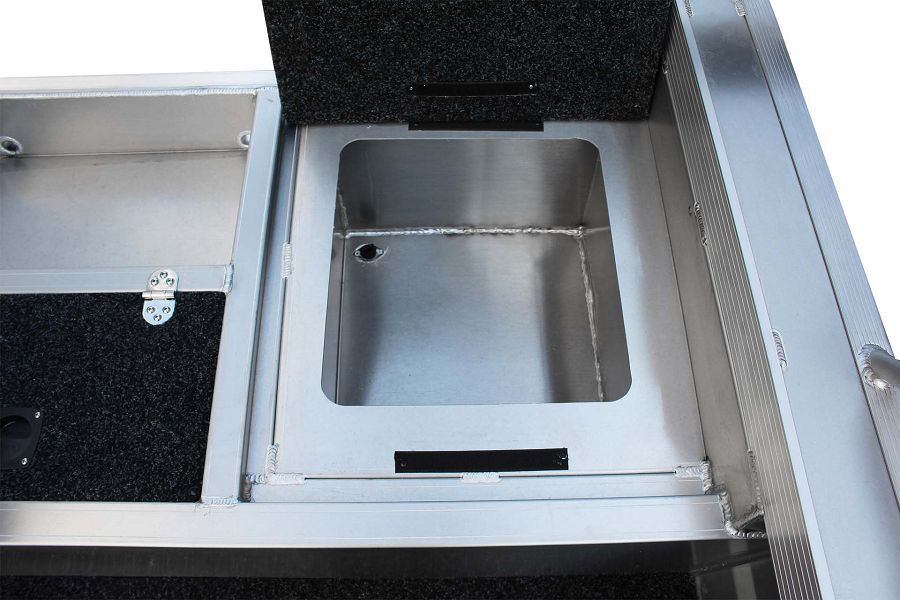 All Aluminum Fishing Boat bait well(001)